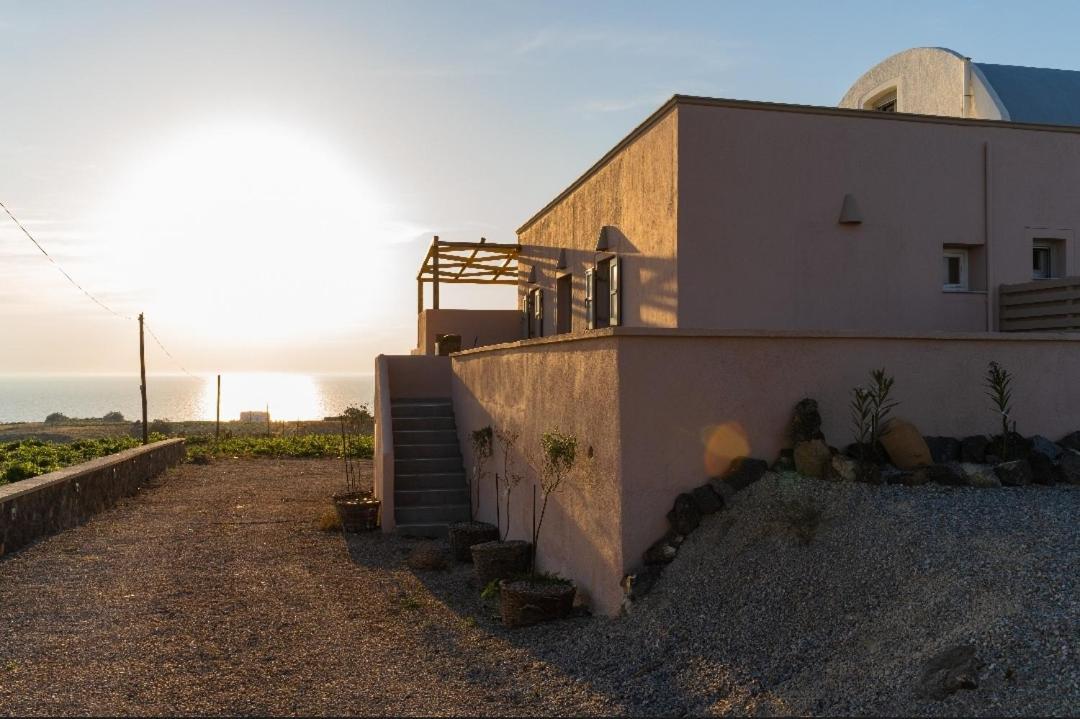 The Lighthouse Sunset View Suites Akrotírion Exterior foto